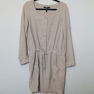 BCBG Paris Neutral Blouson"laurel" Long Sleeve dress size small
